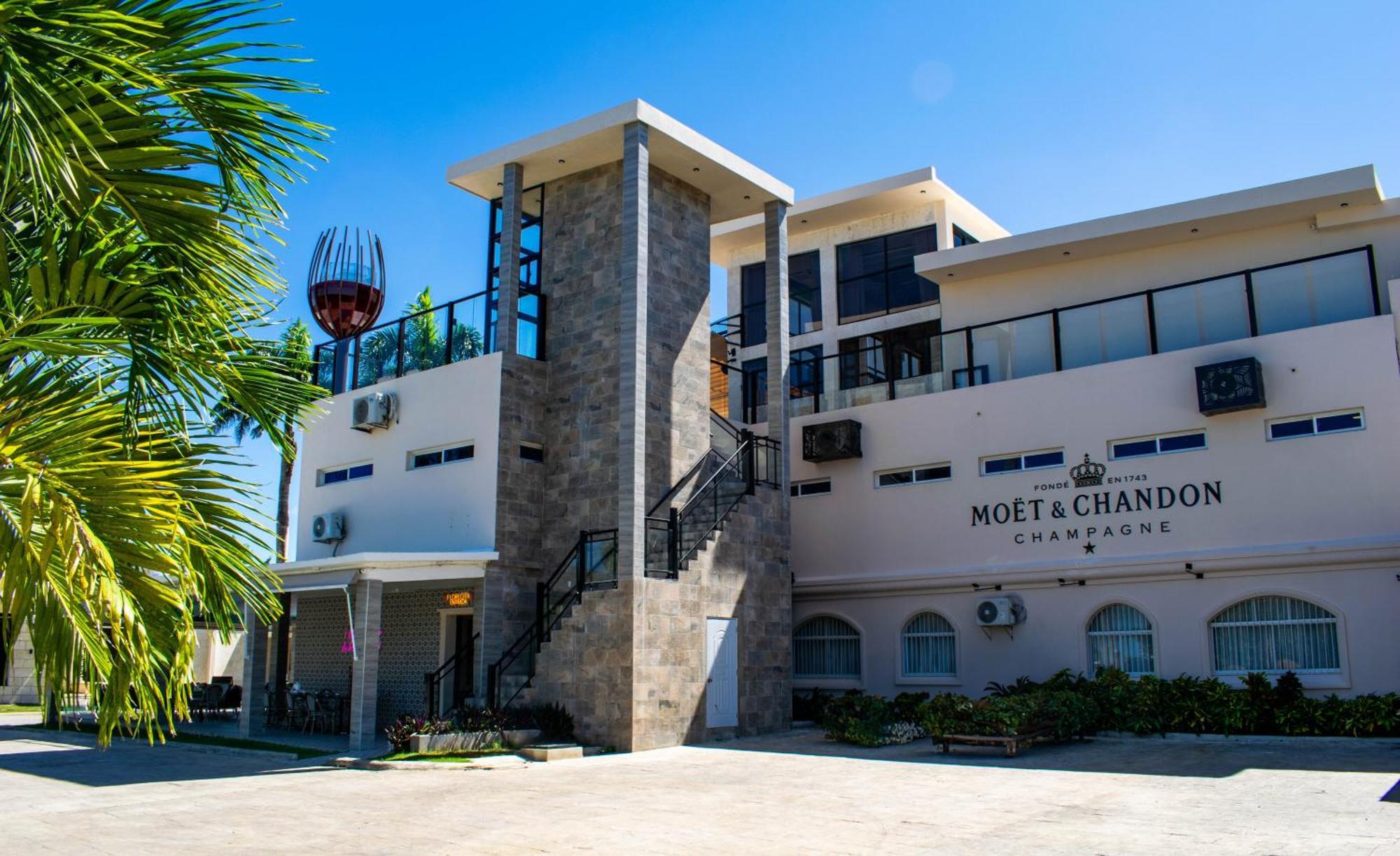 Playa Palmera Beach Resort Punta Cana Exterior photo