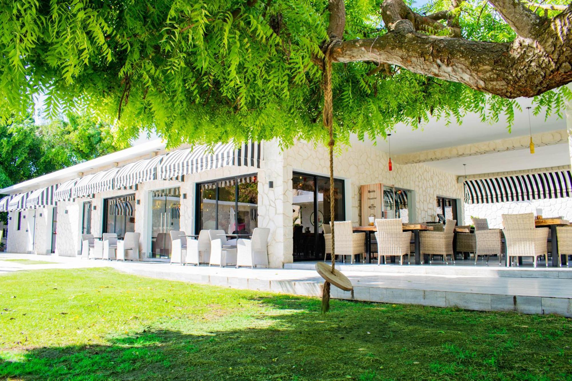 Playa Palmera Beach Resort Punta Cana Exterior photo